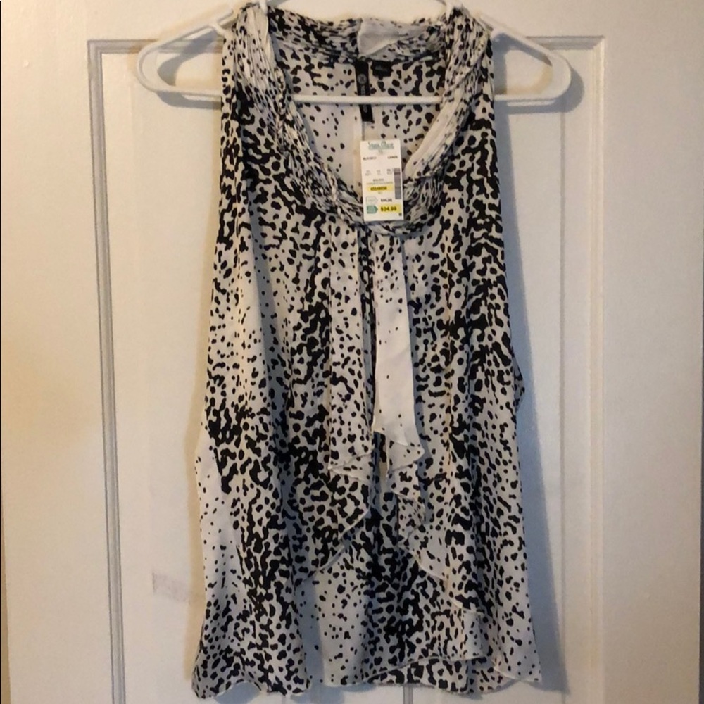 Black and white polyester shirt